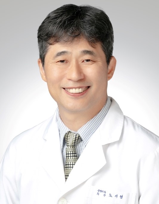 Information & Communication Committee Si Young Roh